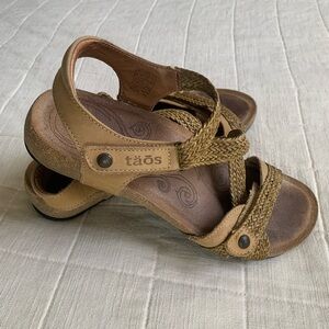 Taos Braided Sandals Size 9-9.5